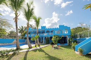 Hotel Pirata Boca De Yuma,,2 star