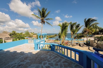 hotel pirata boca de yuma