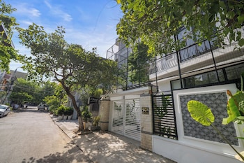 cam on luxury pool 4br villa by the beach