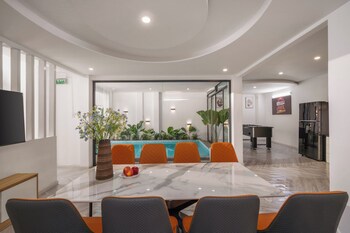 cam on luxury pool 4br villa by the beach