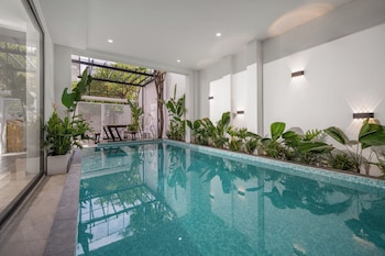 cam on luxury pool 4br villa by the beach