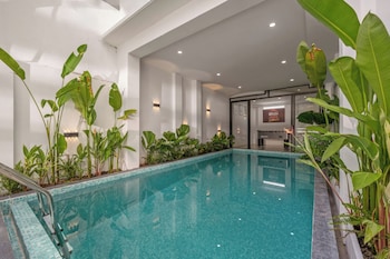 cam on luxury pool 4br villa by the beach