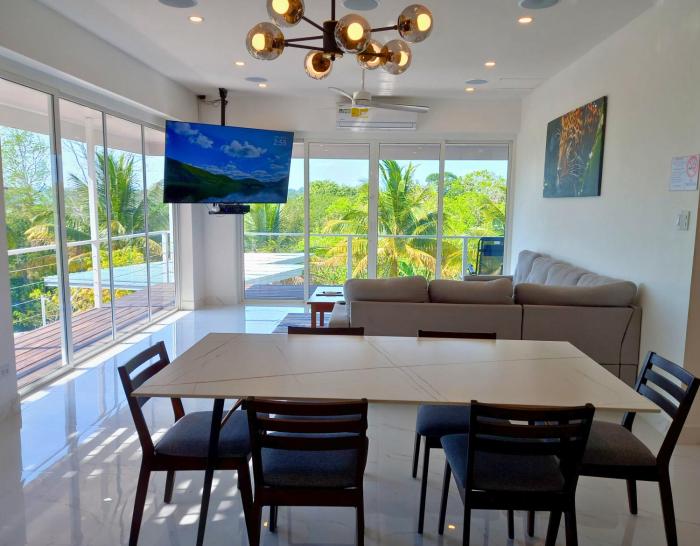 javiellie luxury villa