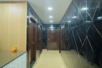 sri sai saara inn