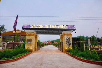 baagh in the wild resort and spa