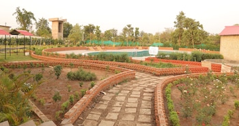 baagh in the wild resort and spa