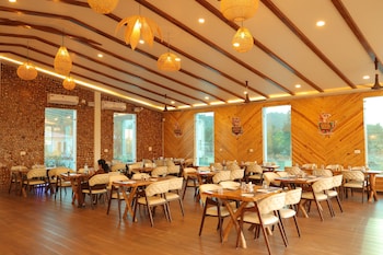 baagh in the wild resort and spa
