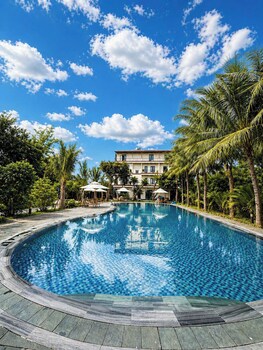 An Velora Boutique Hotel,,3 star