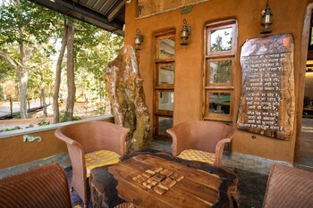 yaarnagar jungle resort ratapani