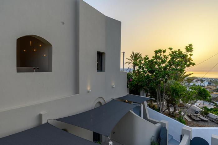 hotiday santorini mesaria
