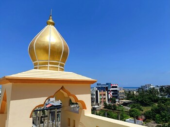 dj palace puri