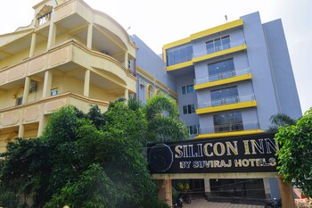 dj palace puri