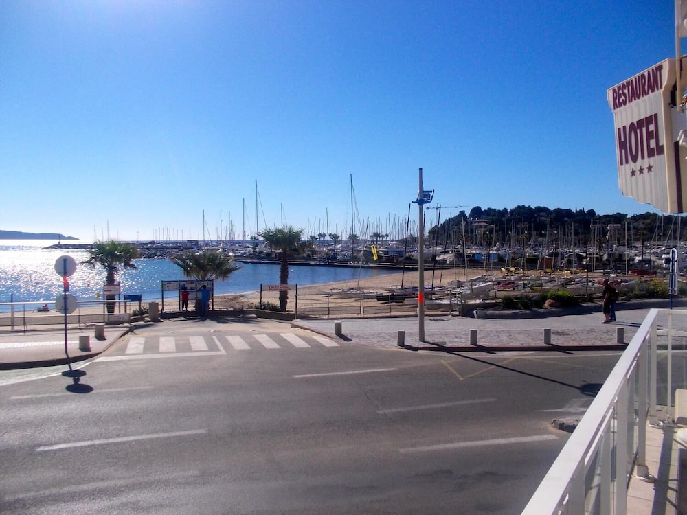 hotel les alizes