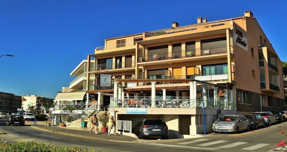 hotel les alizes