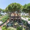 Hôtel Les Alizés,Near Cavalaire Landing Beaches,3 star