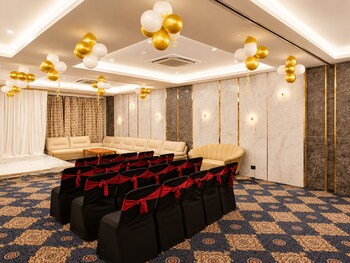 hotel bb grand agra