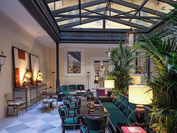 casa j k place roma