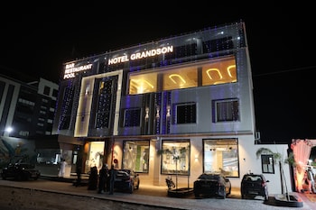 vanu group of hotel grandson