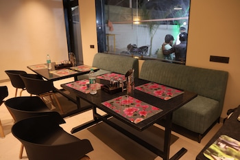 vanu group of hotel grandson