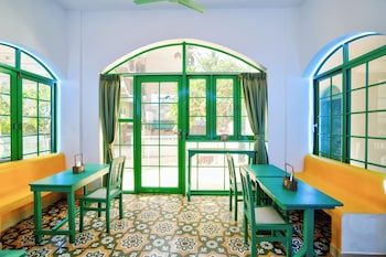 Casa Arvona,,3 star