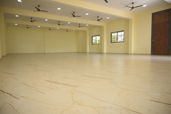 hotel nemi residency