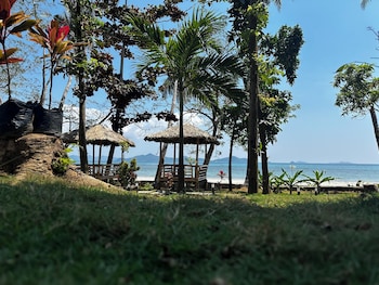 karawat beach park