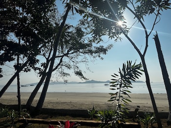 karawat beach park