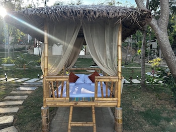 karawat beach park