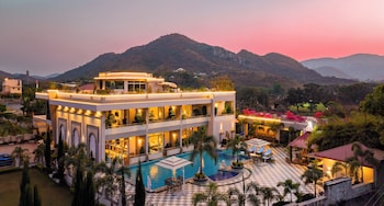 elivaas prive mountain creek 1 luxe room
