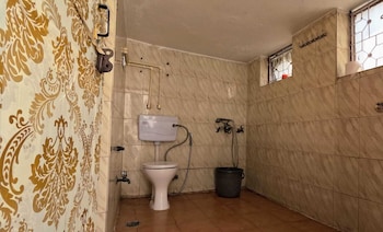 gavari indias delhi hostel