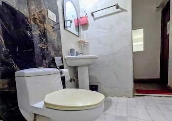 gavari indias delhi hostel