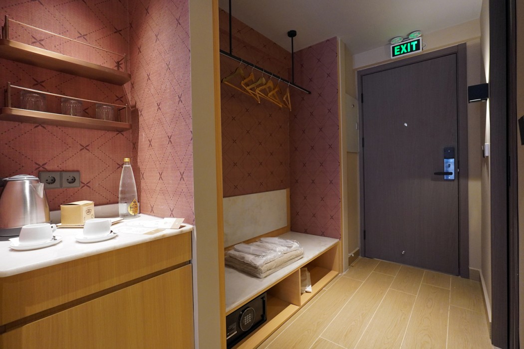 ionian crown suites in barbati