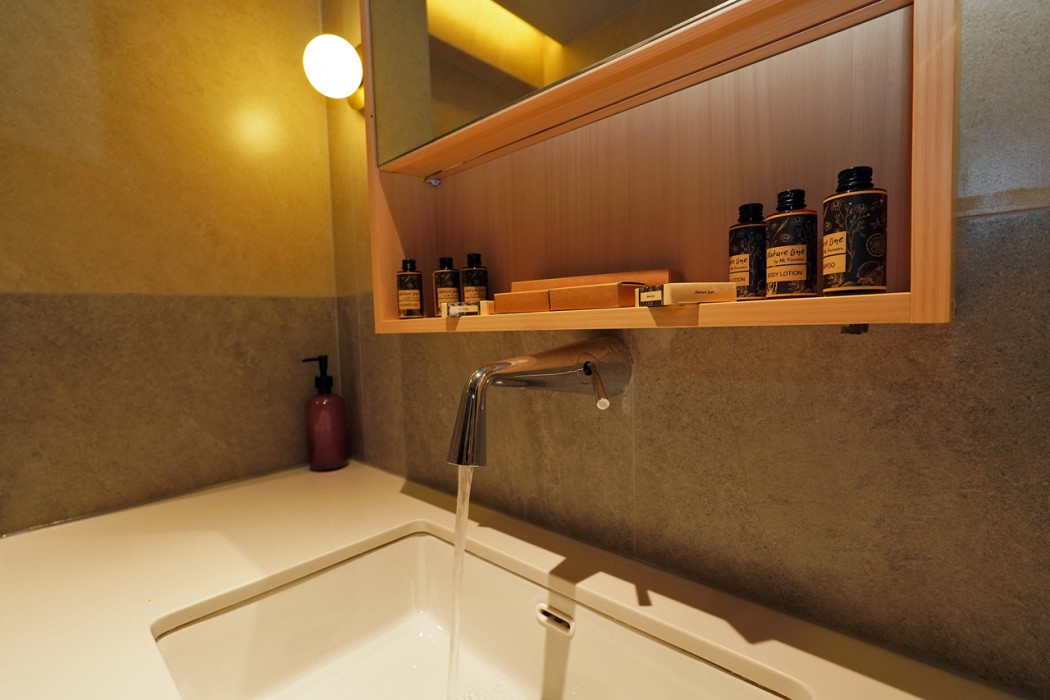 ionian crown suites in barbati