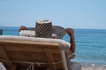 ionian crown suites in barbati