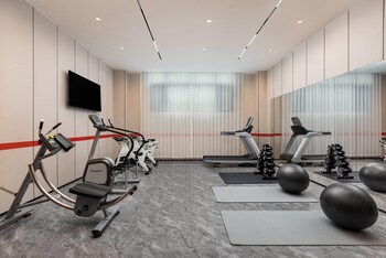 Ramada Encore By Wyndham Kunming South Station,,2 star