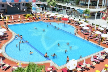 te stela resort