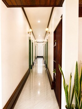 phousi aphay hotel
