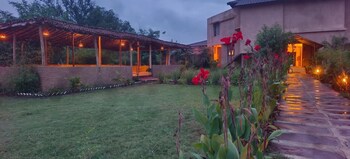 the kirans resort pench