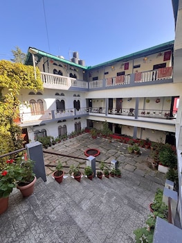 hotel jeetu managed by the bros hotels
