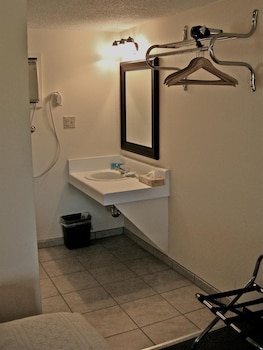 Timbers Inn And Suites,Jackson County>>Ashland,2 star