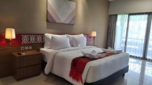 patra parapat hotel