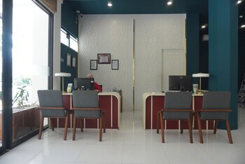 Patra Parapat Hotel,,3 star
