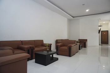 patra parapat hotel