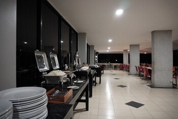 patra parapat hotel