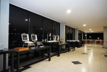 patra parapat hotel