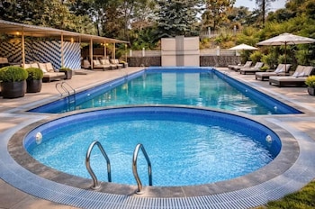 Motus Mountain View Hotels,,3 star
