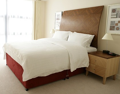 marlin apartments london bridge empire square