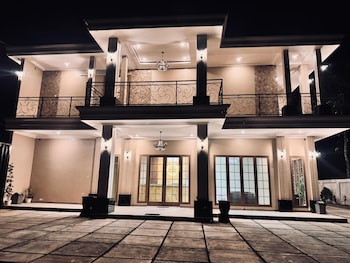 Hotel Grand Matoa Timika,,2 star