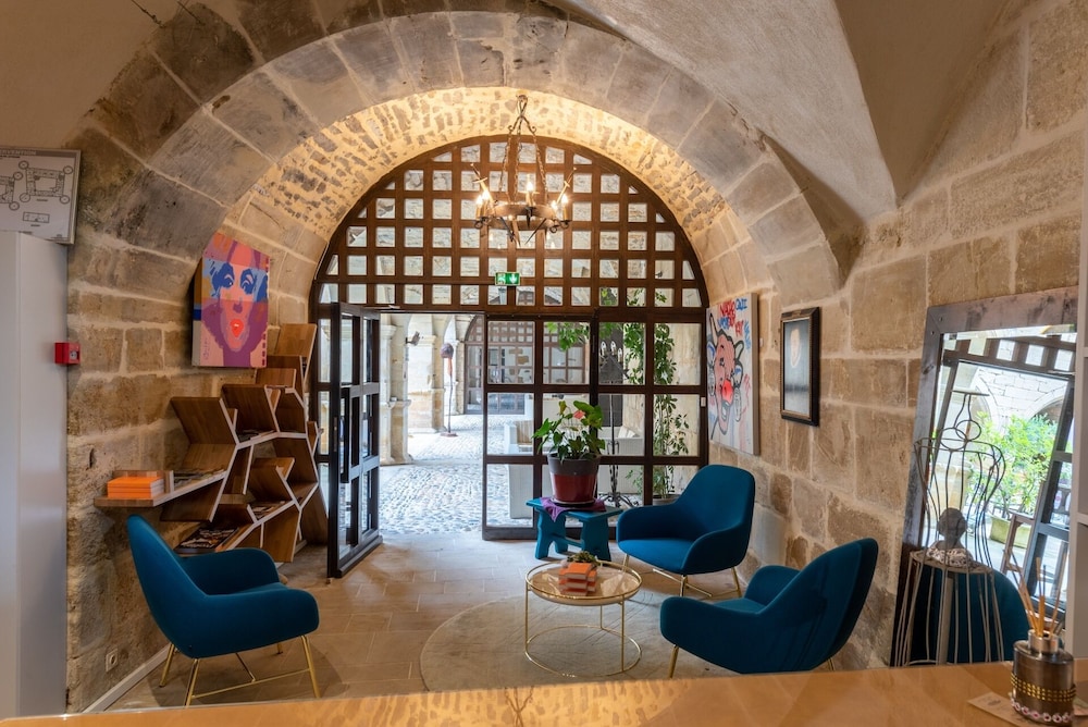 chateau des ducs de joyeuse bw signature collection