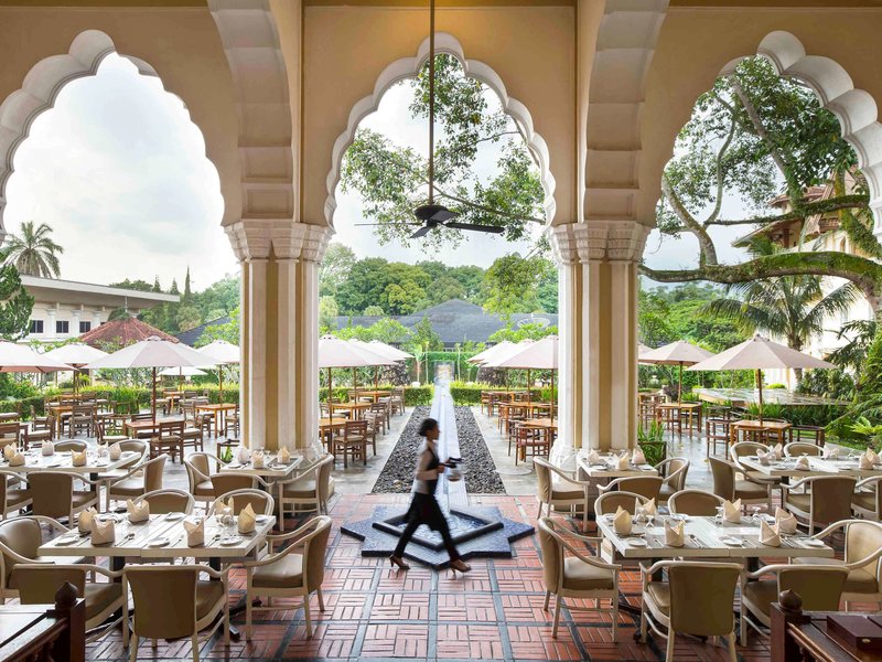 monopoli hotel bukittinggi